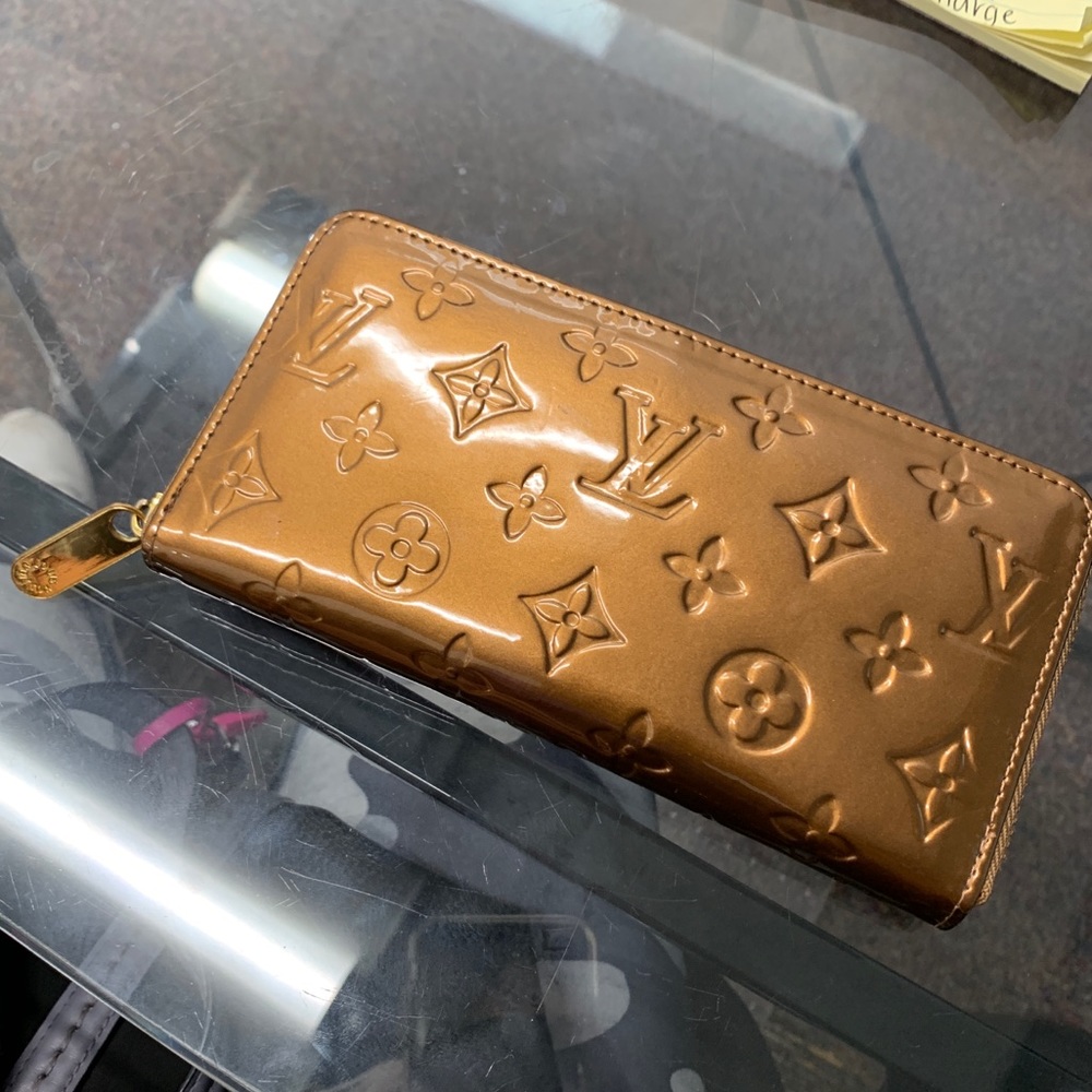 Louis Vuitton Wallet